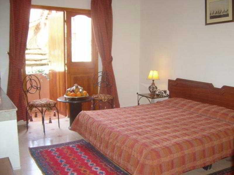 Hotel Le Fint Ouarzazate Bagian luar foto