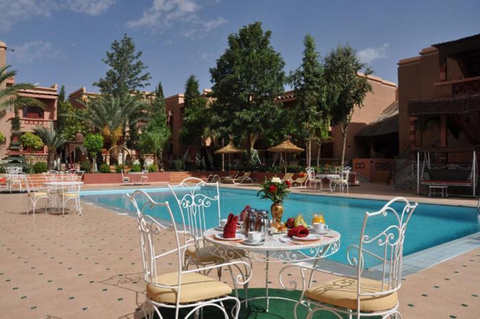 Hotel Le Fint Ouarzazate Bagian luar foto